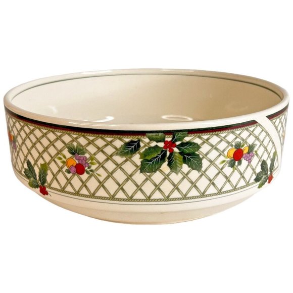 Mikasa Heritage Christmas Story Serving Bowl 9 1/2 IN Large Vegetable VTG CAB08 - Picture 5 of 9